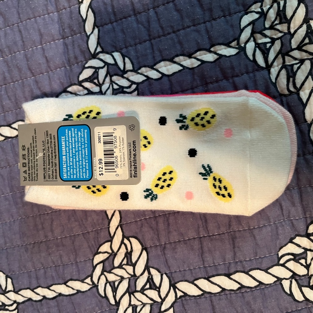 Socks - Picture 3 of 4